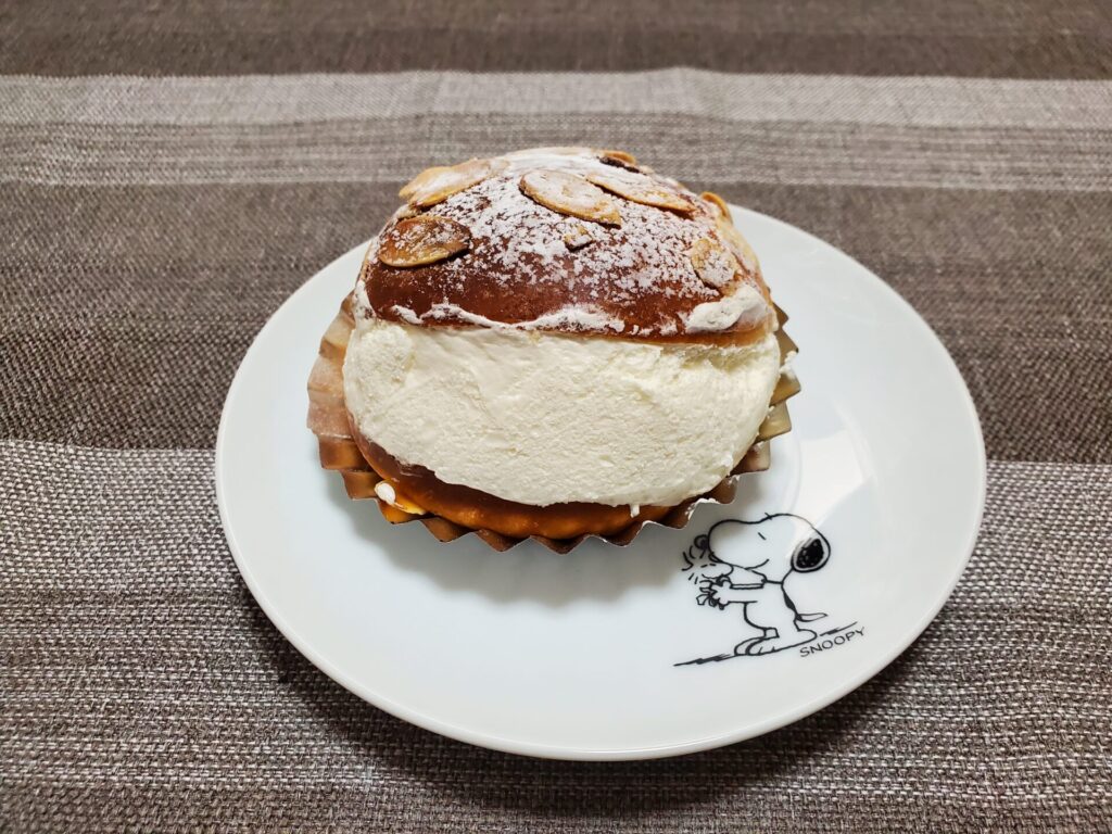 平野パン　マリトッツォ・キャラメル