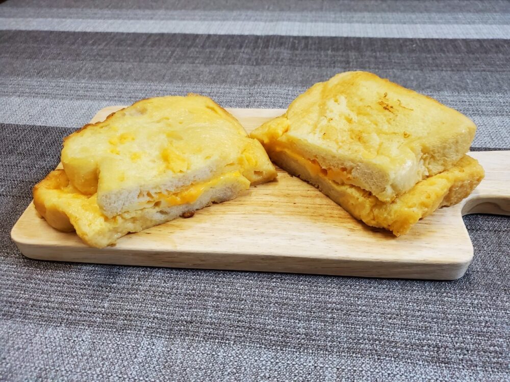 “フレンチトーストチーズチーズ”